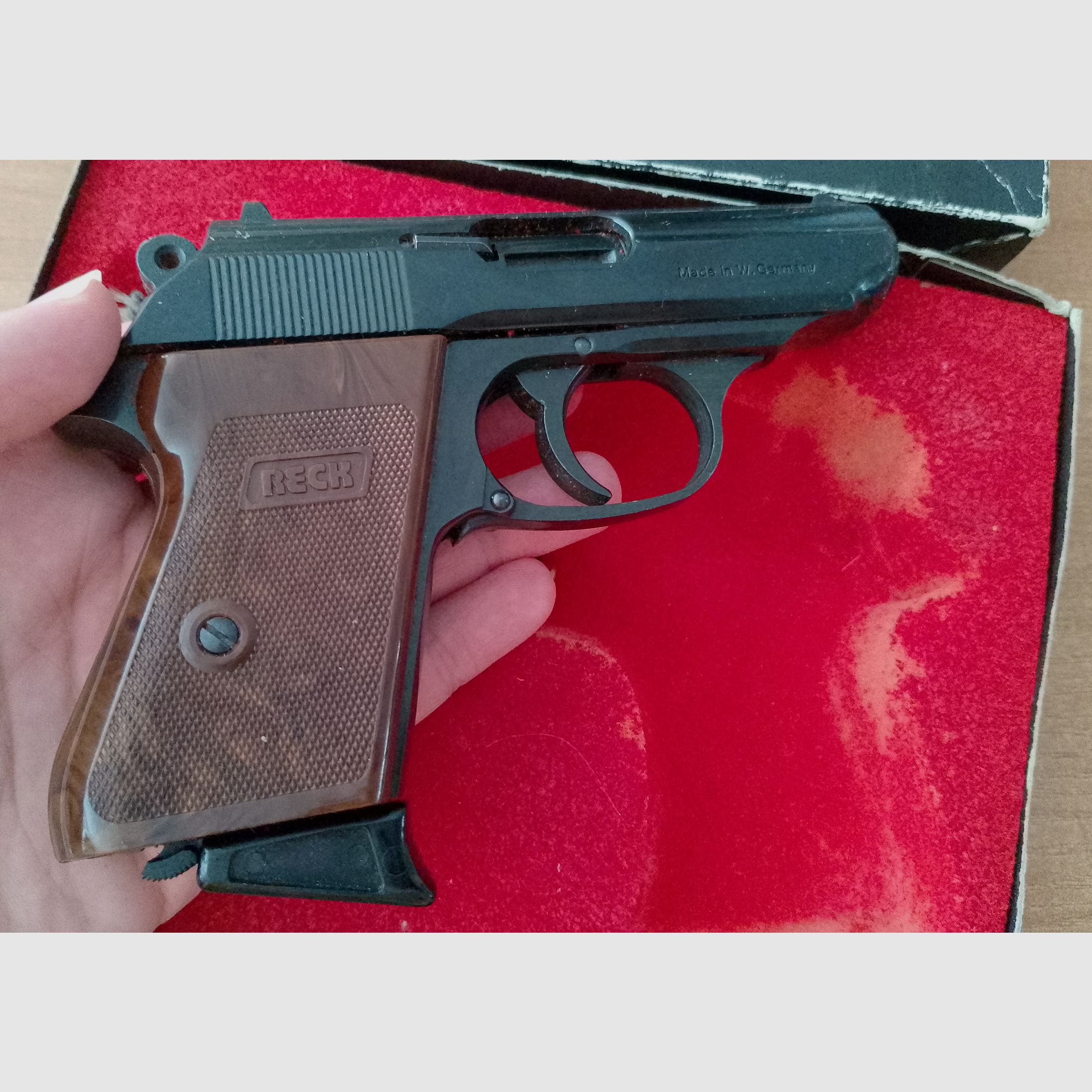 Reck PK 800 im Kal. 8 mm Knall mit Verpackung!