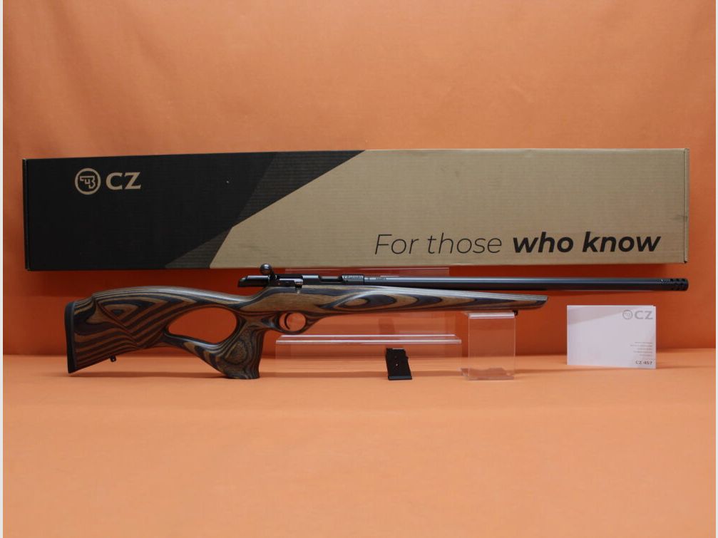 CZUB Rep. carabina .22lr CZUB CZ 457 con impugnatura a pistola filettata 20"/525mm canna Varmint/ filettatura 1/2-20/ calciolo a pistola