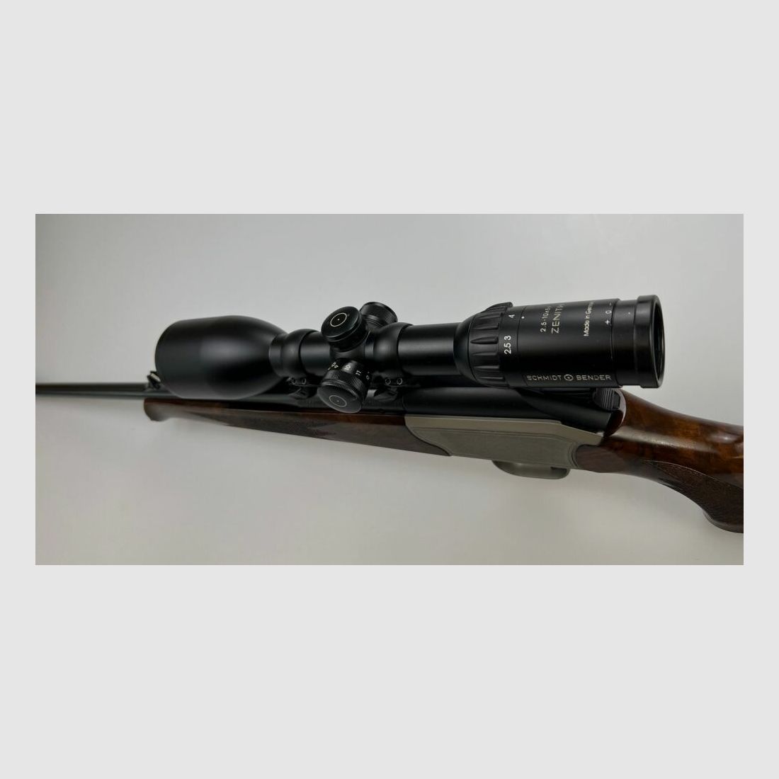 Blaser R93