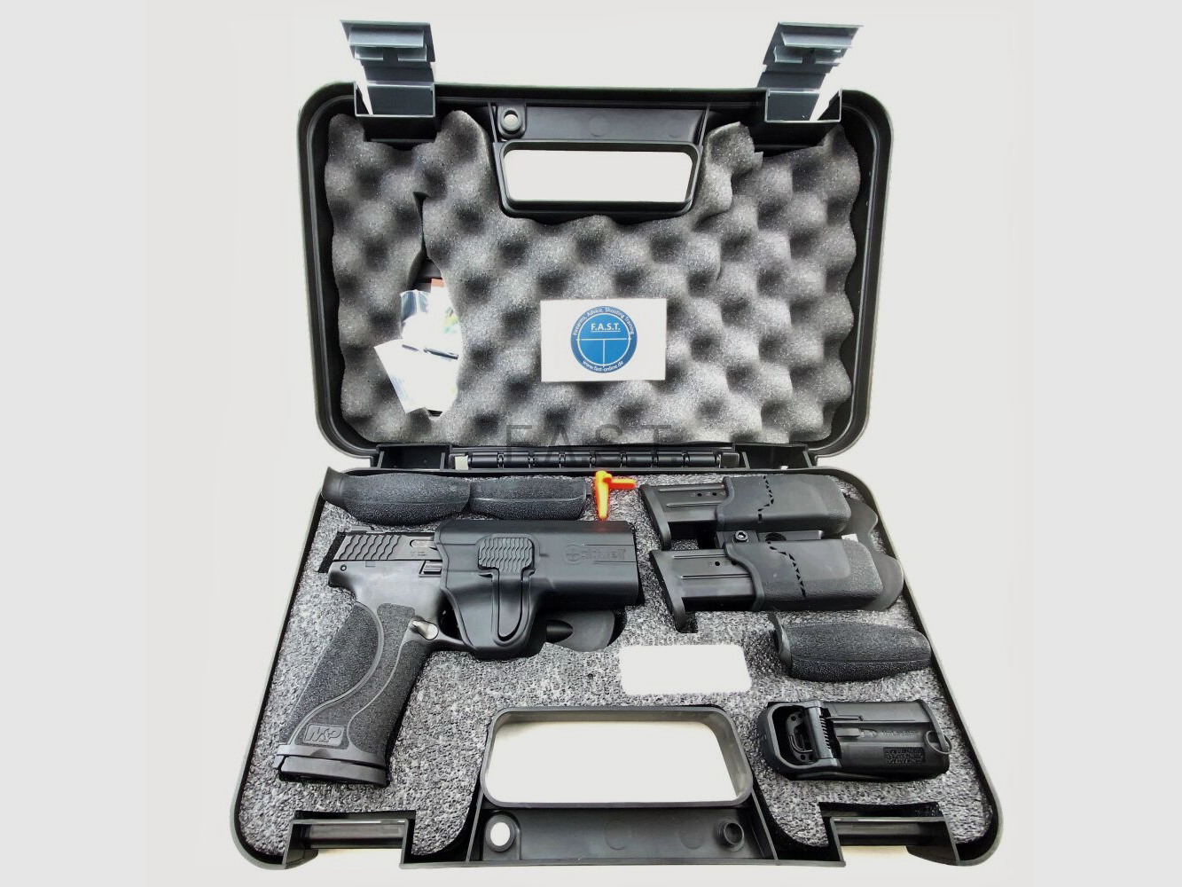 Smith & Wesson	 S&W Mod. M&P 9 M2.0 "Carry & Range Kit