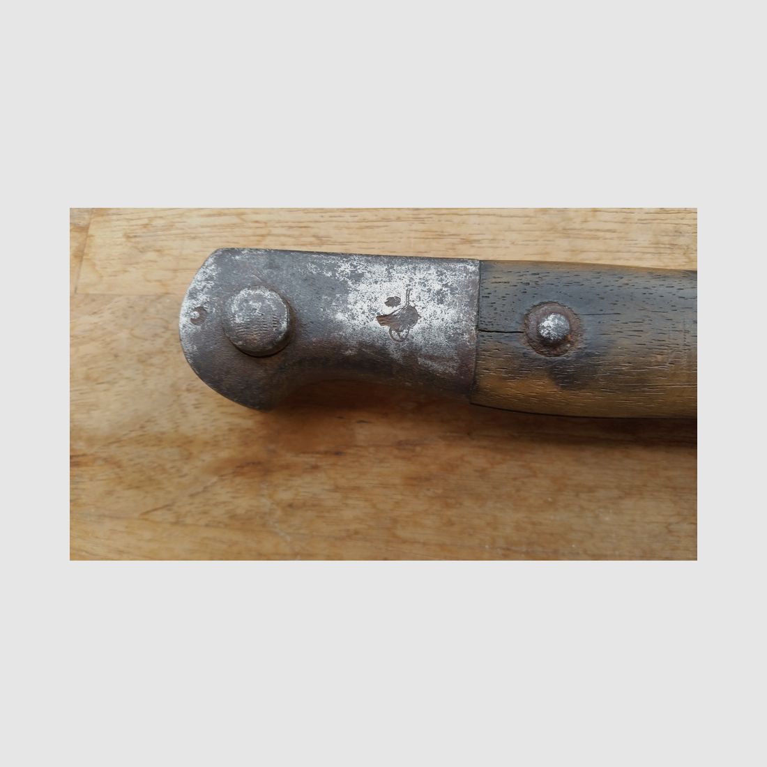 Rare baïonnette turque 1887 (pas 1890) dans sa bonne longueur d&rsquo;origine – Fabrication Alex Coppel – bon fourreau – TBE, image 6 sur 21