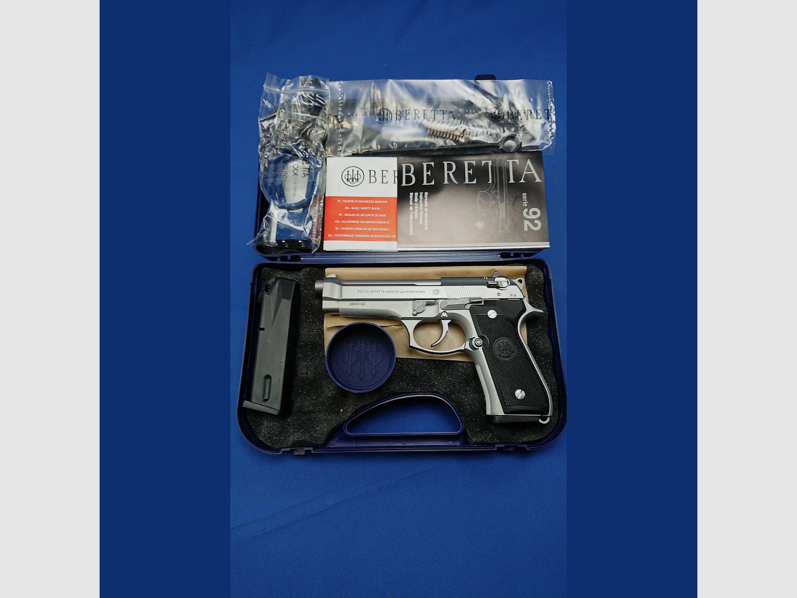 Beretta 92FS Inox, cal. 9×19, imagen 4 de 5