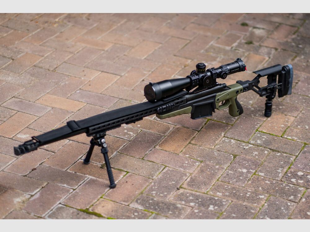 Remington 700 / Accuracy International original AICS-AX Crosse Pliable Carabine de Précision Personnalisée .300 Win. Magnum – Remington 700 / Accuracy International AX AICS Action Longue, image 2 sur 7