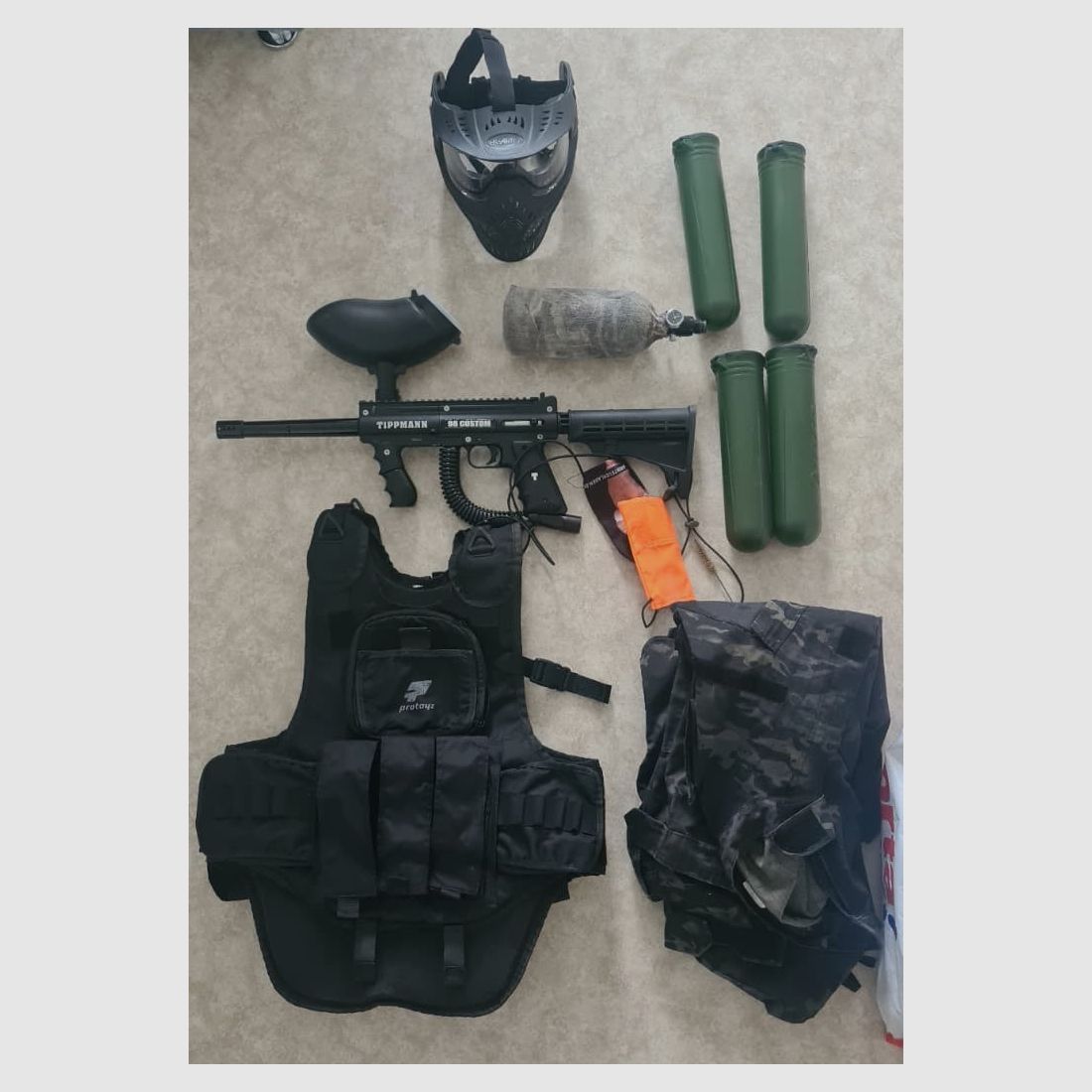 Tippmann 98 Custom Paintball Komplett-Set – sofort spielbereit