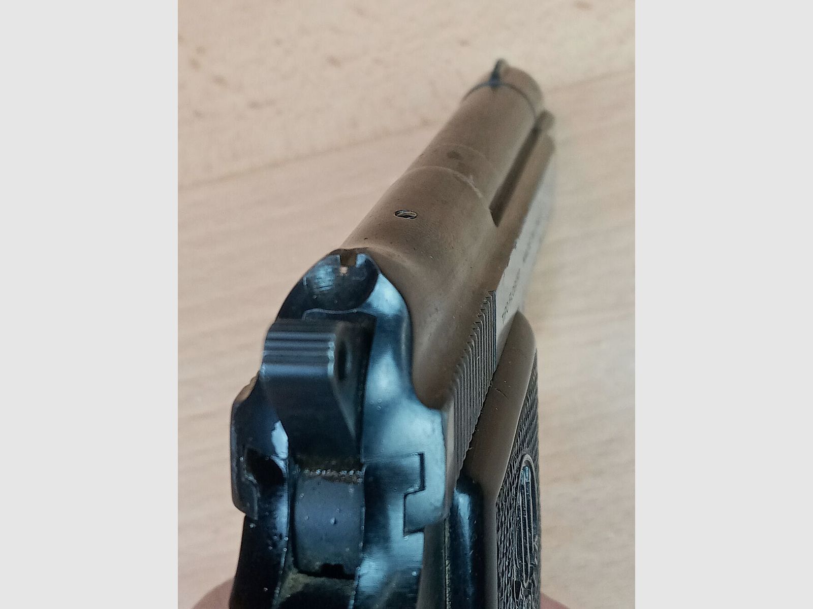 Beretta	 950 B