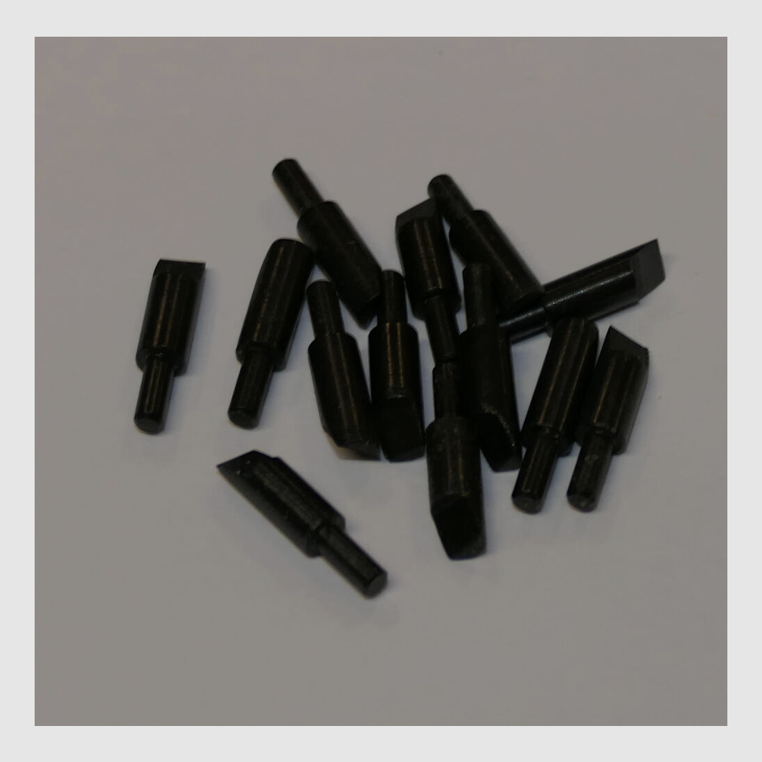 Walther extractor pin [14] for P38 / P1