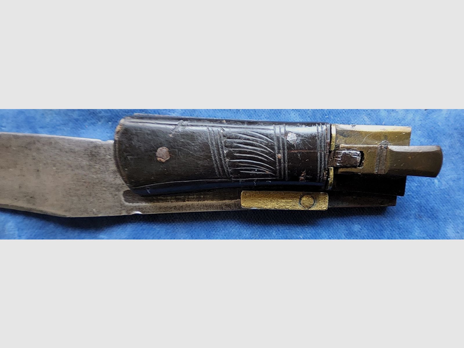 Coltello pieghevole antico, immagine 5 di 9