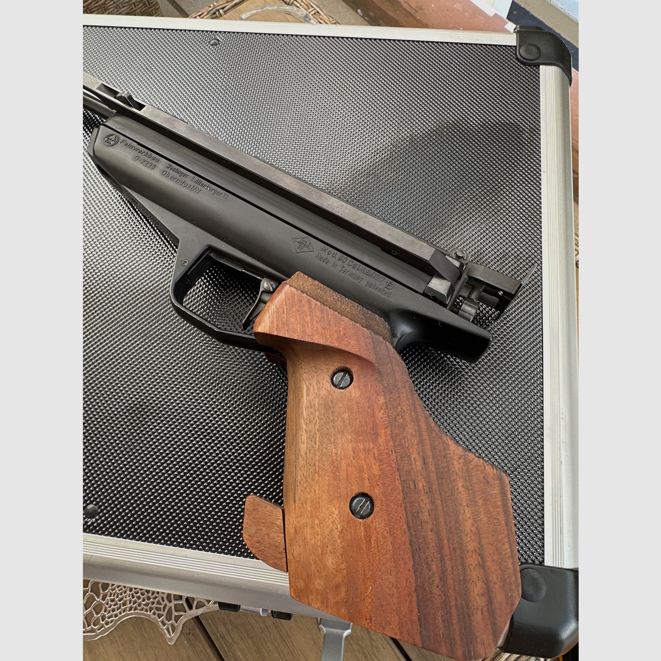 Feinwerkbau Mod.80 Cal.4,5 / 177 Seitenspanner Luftpistole 