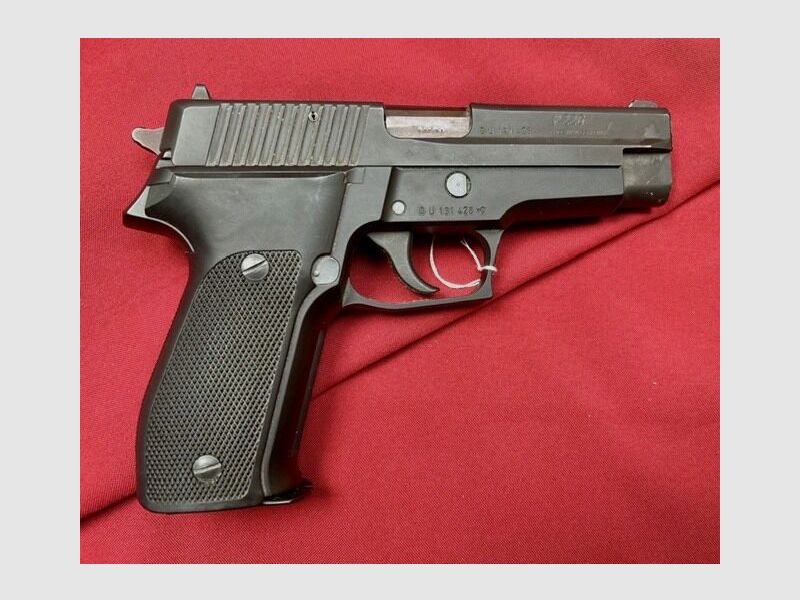 Commissions Pistol SigSauer P 226