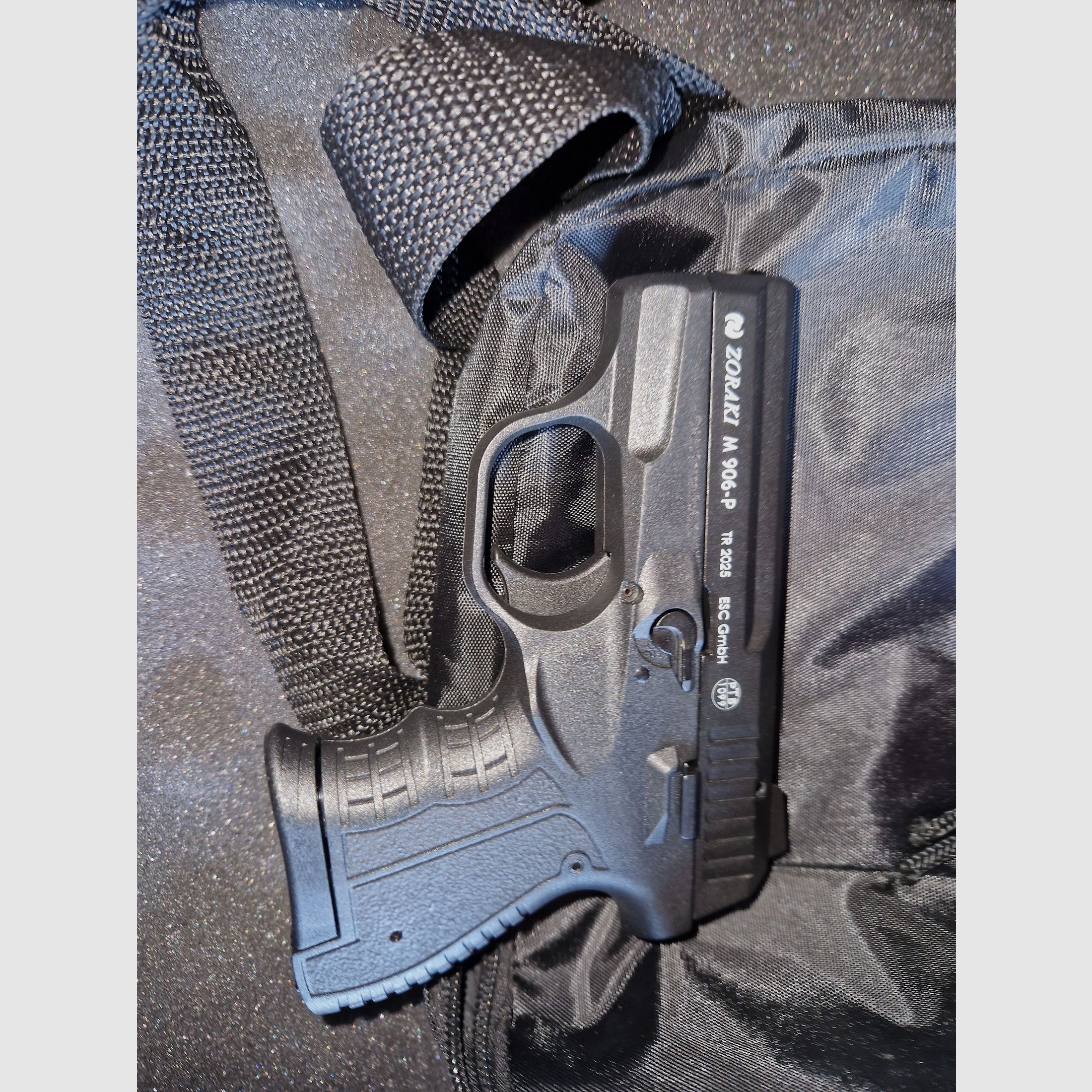 Zoraki 906 blank/gas 9mm pistol