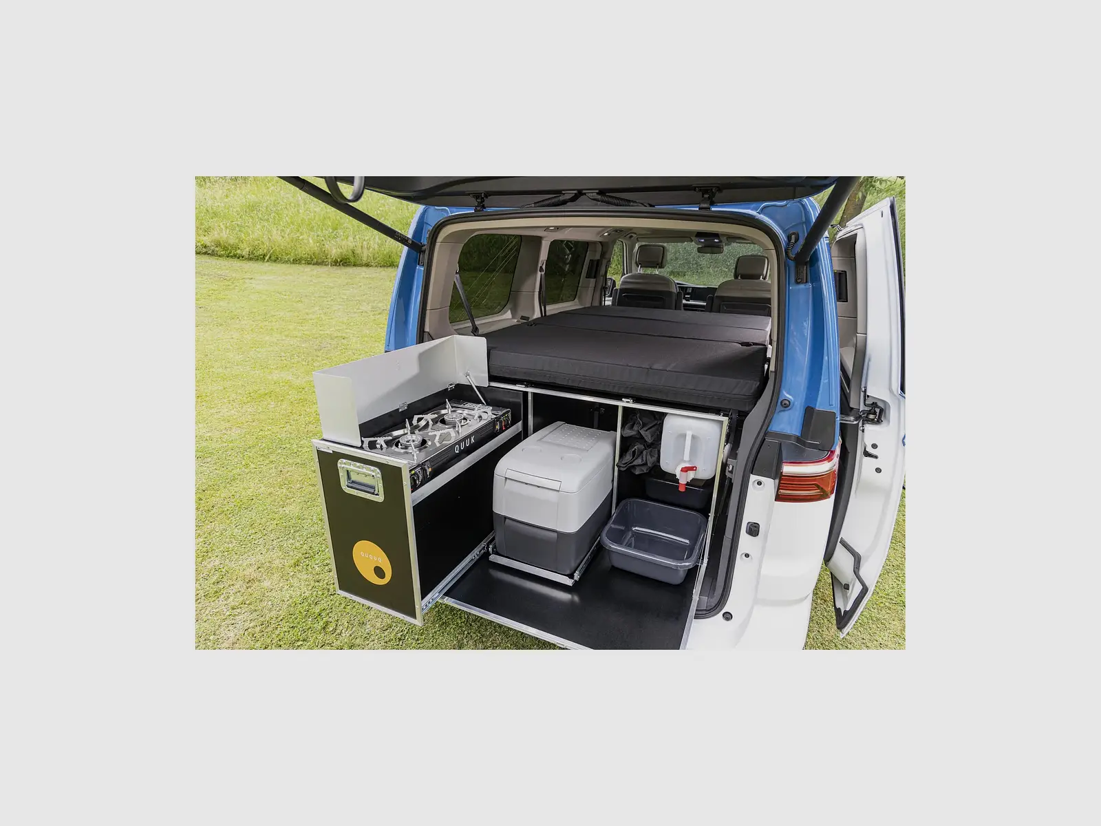 QUQUQ BusBox-3 Camping Box for VW T7 Multivan, image 1 of 2