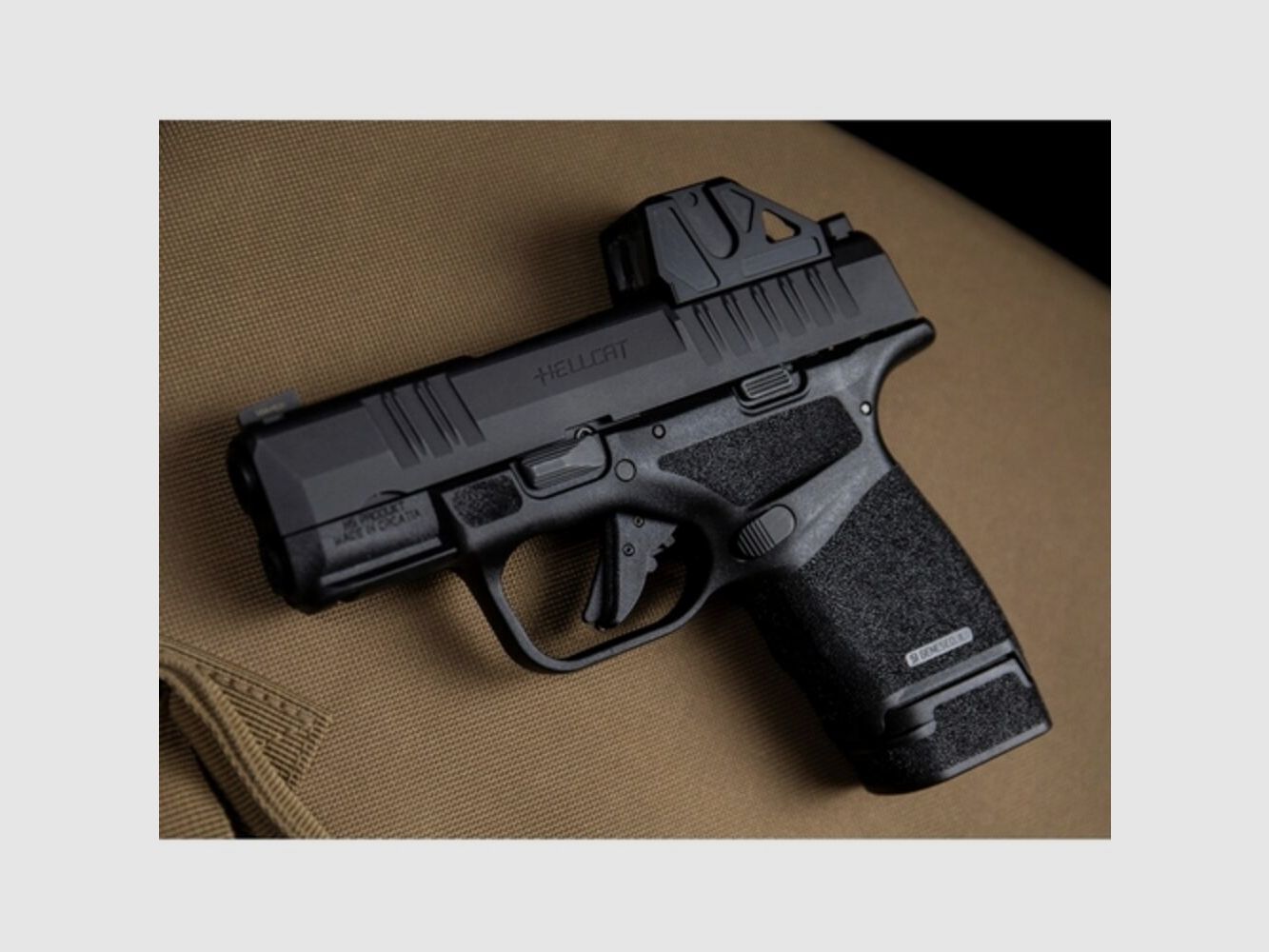 Shield Red Dot Sight AMSc 8 MOA Dot