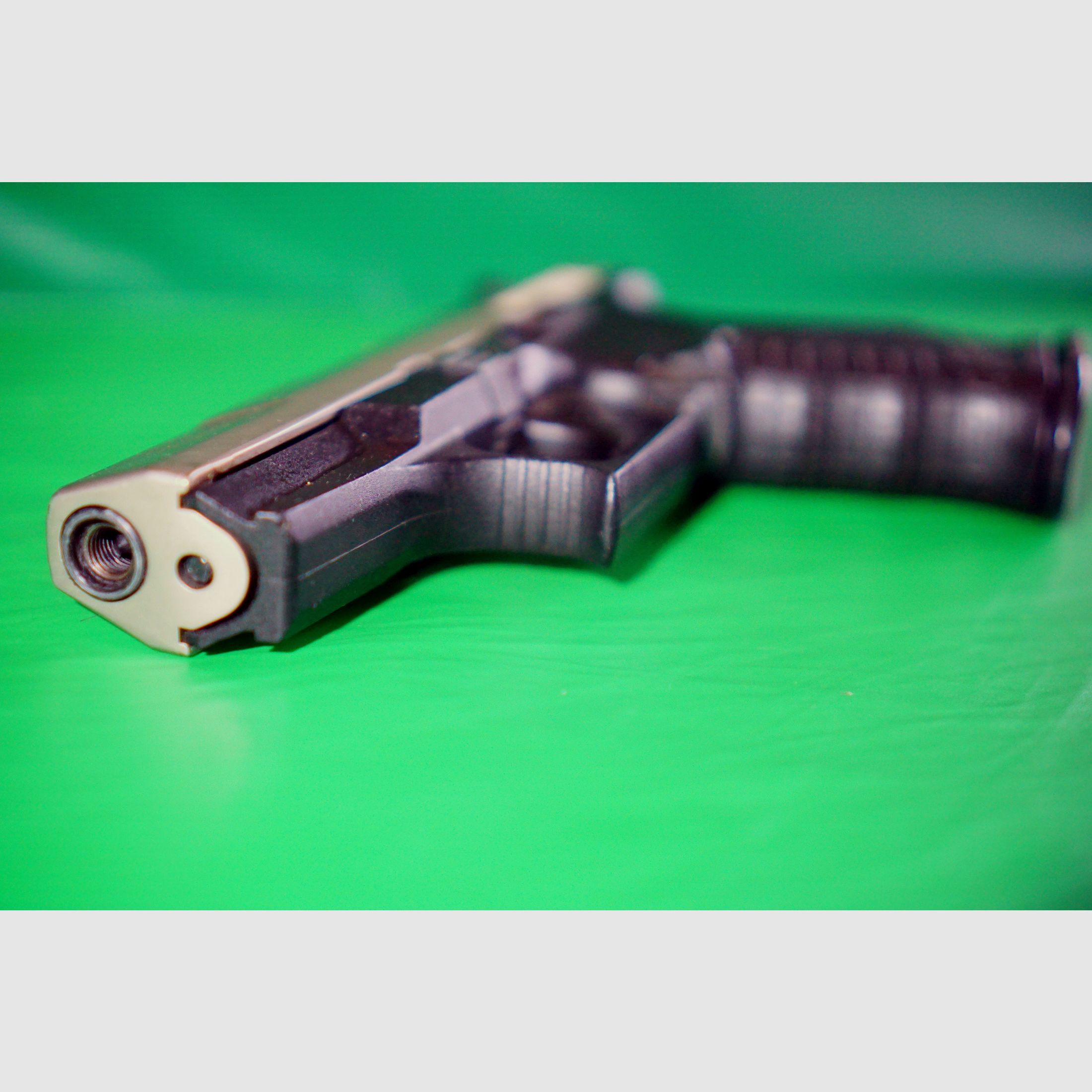 Pistola a salve Walther P99 9mm P.A.K. bicolore (PTB 762) P 99 con fondina Pancake