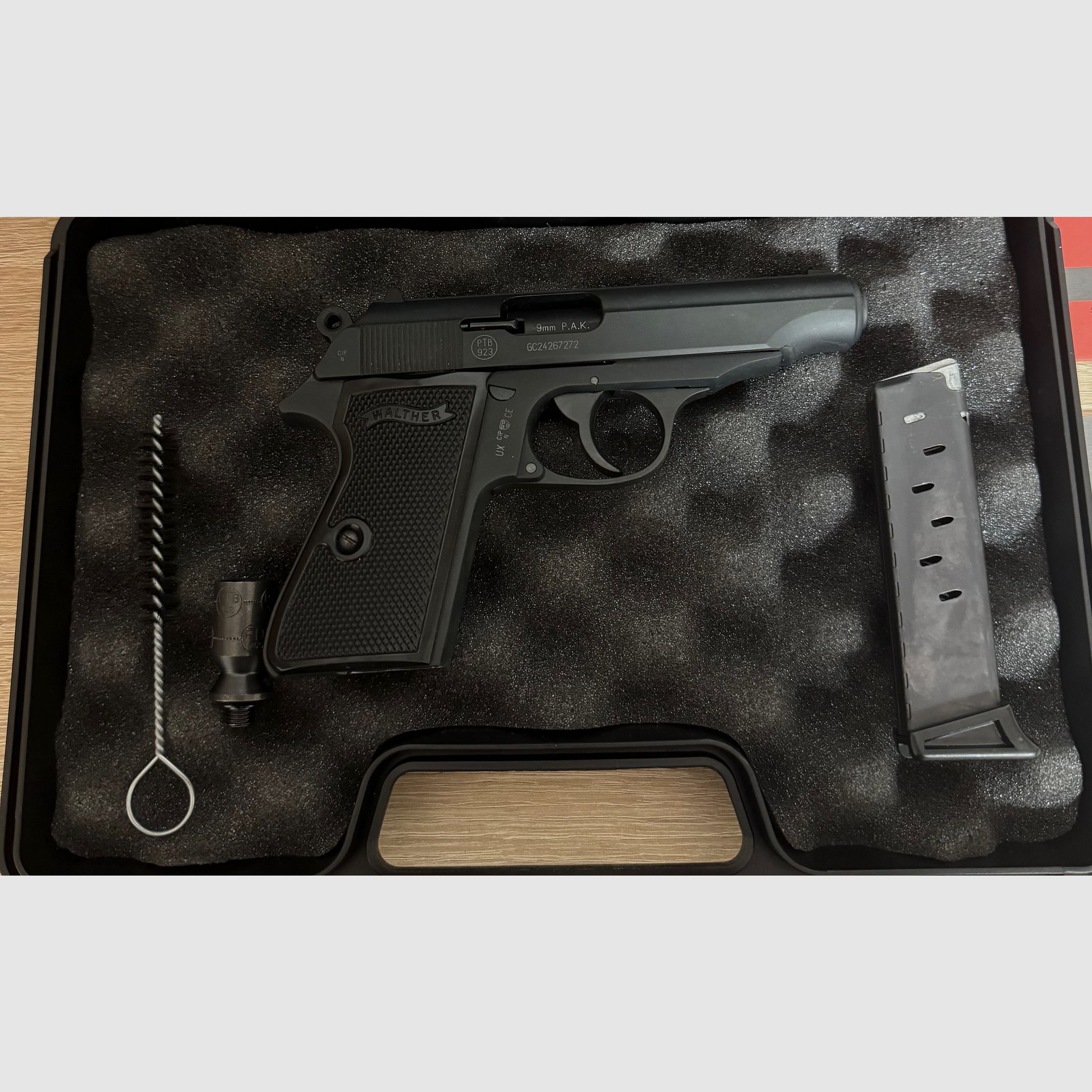 Walther PP pistola de fogueo 9mm P.A.K.