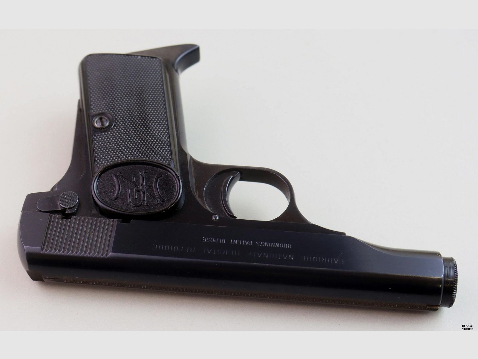 Pistol F.N. Browning mod. 10 cal. 7.65 mm mat. 681450, image 5 of 8