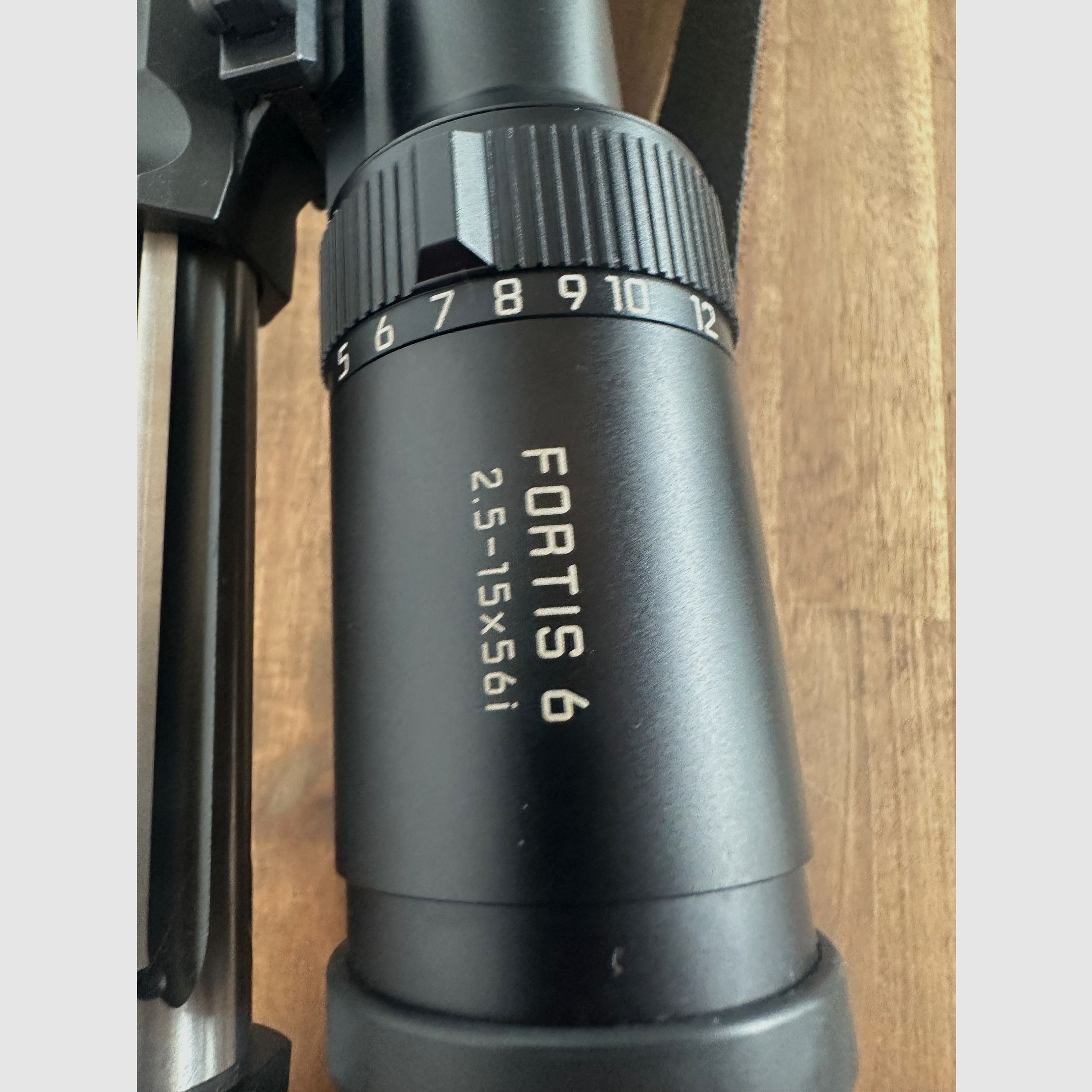 Steel Action HS .308 Win – Leica Fortis 6 2,5-15x56, Schiene & Jaki Classic Schalldämpfer – Top Zustand