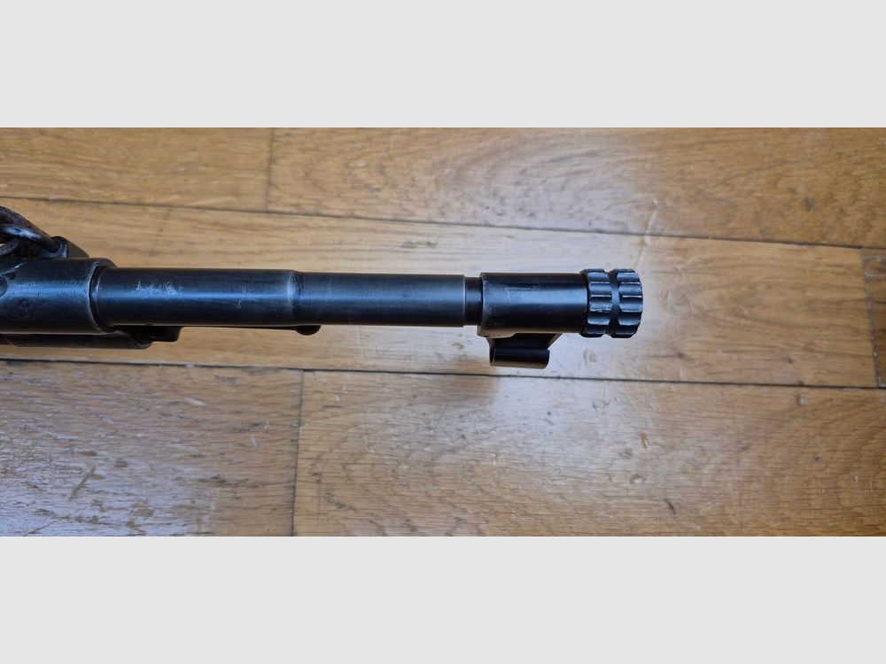 Schönes Sturmgewehr 44 – MP43 / MP44 / Stg44 – Erma-Waffe von 1945 – 1. Sturmgewehr der Geschichte – Nicht monomatrikuliert, aber 100% aus dem 2. Weltkrieg – Nicht überholt DDR / Jugoslawien – 2 originale 30-Schuss-Magazine – Seltene und mythische Waffe in ausgezeichnetem Zustand – TBE+ – Kategorie A2 – Export AUSSCHLIESSLICH, Bild 18 von 39
