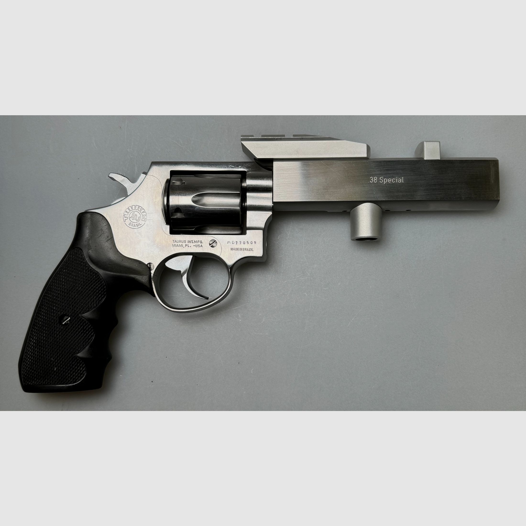 Revolver Taurus Trophy II Stainless Hofmann Custom .38 Spec. , 6 Schuss Trommel, Bild 1 von 3