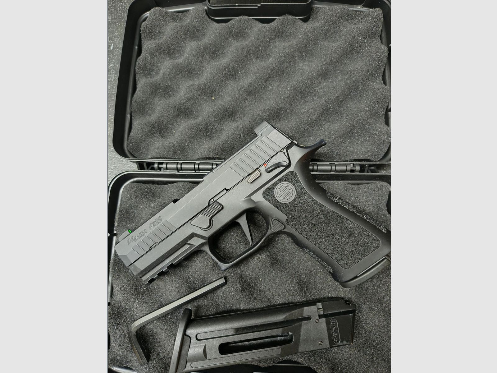 SIG SAUER P320 X-CARRY CO2 pistola segundo cargador