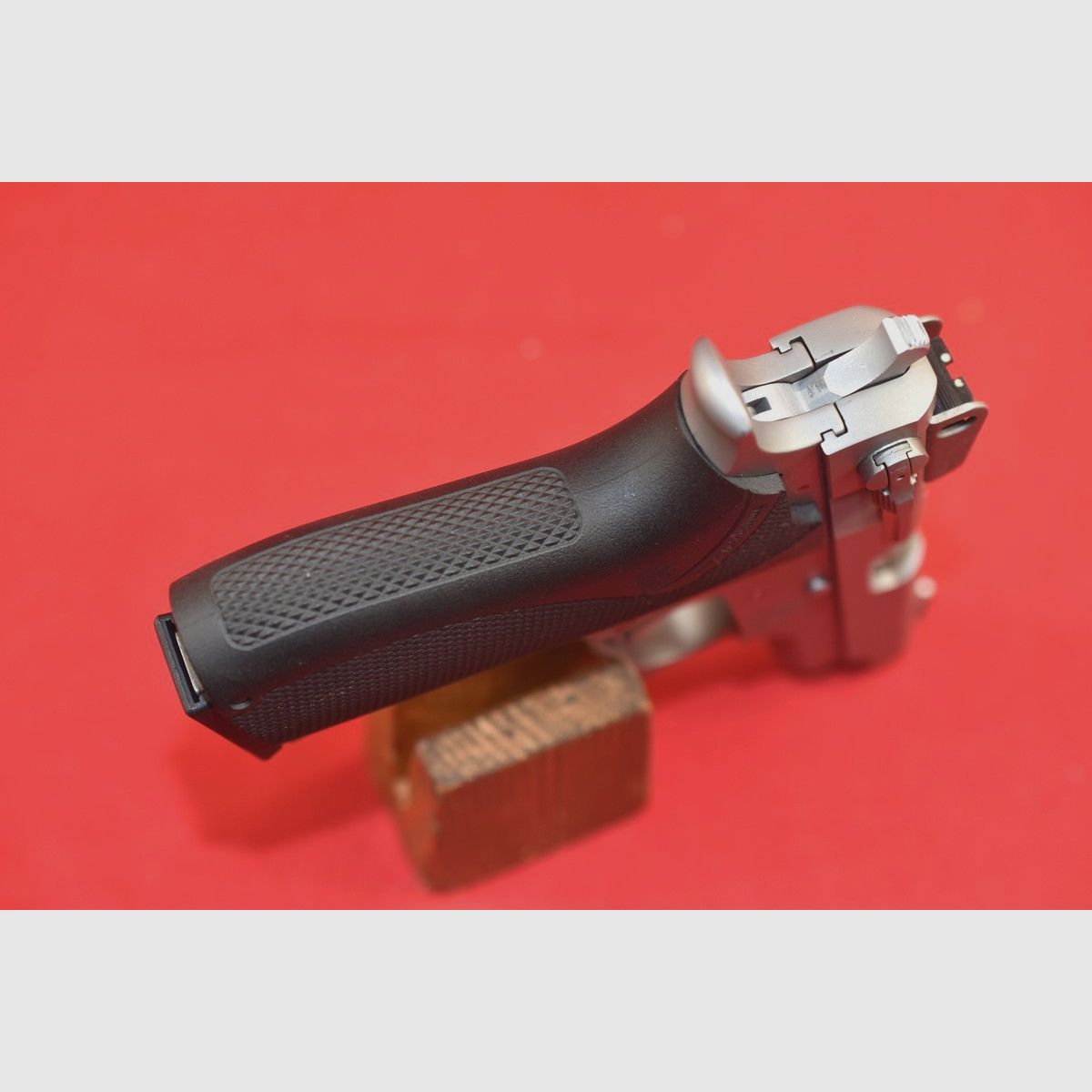 #8357 PISTOLET SMITH & WESSON 3906, Kal. 9x19, zdjęcie 5 z 18