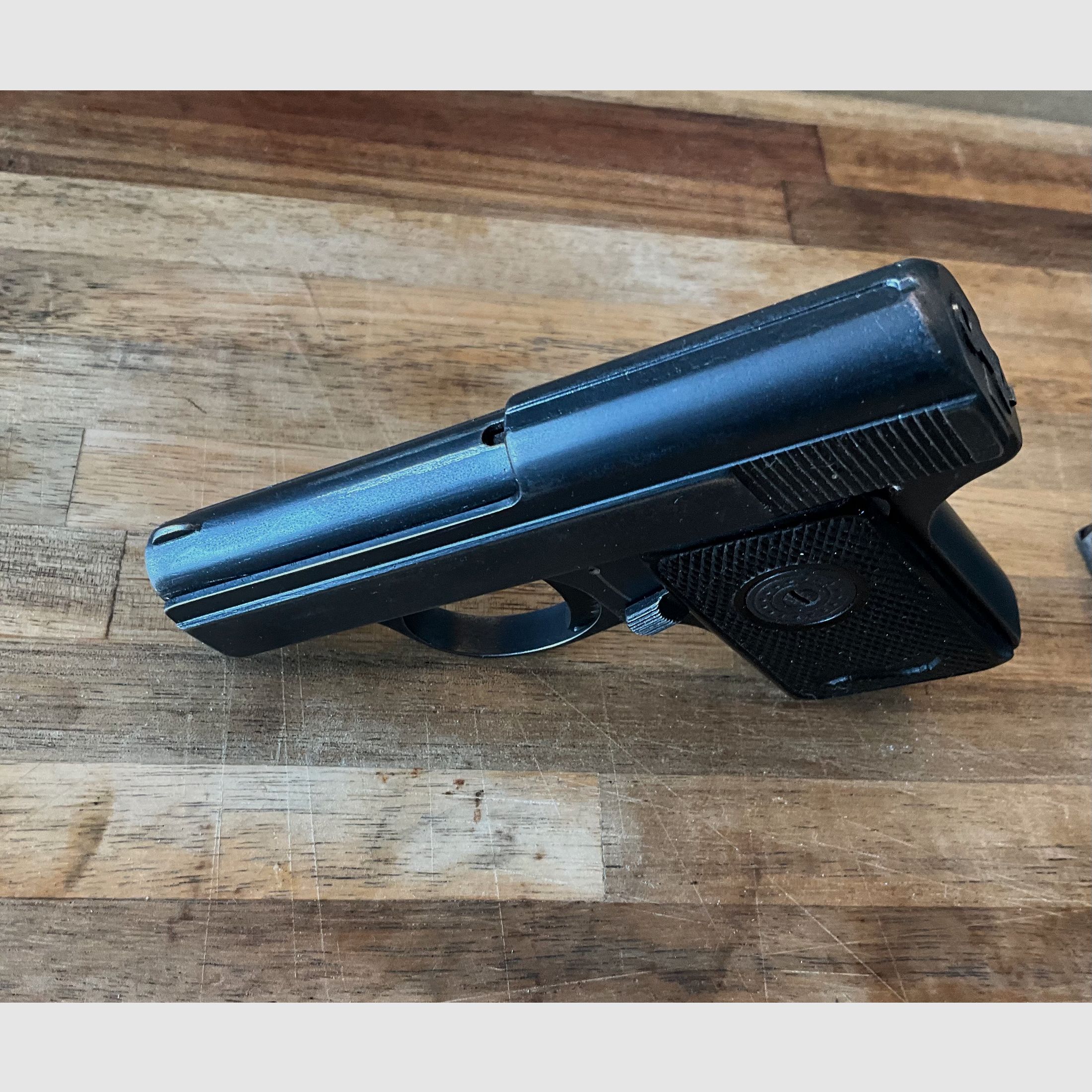 Walther Modell 9