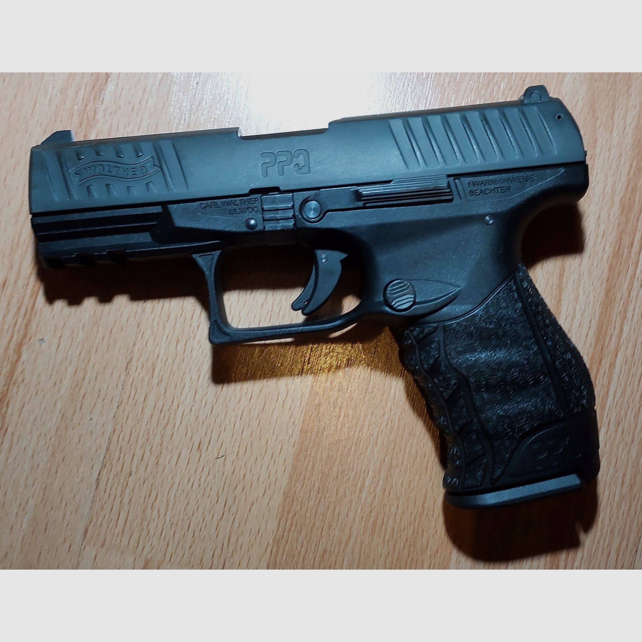 Walther PPQ M2 Schreckschuss Pistole 9mm P.A.K. schwarz (PTB 958)