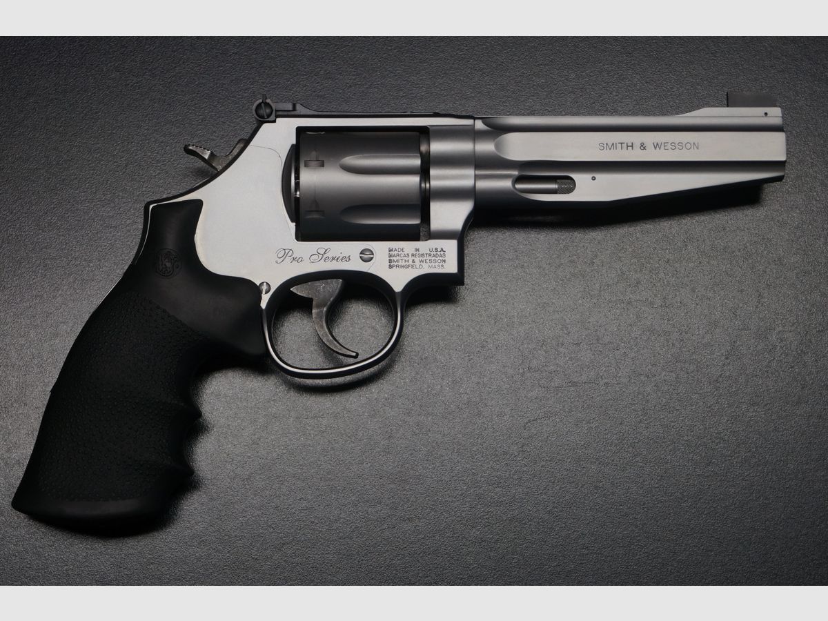 Smith & Wesson Revolver Pro Series Mod. 686 w/Full Moon Clips, Bild 1 von 5
