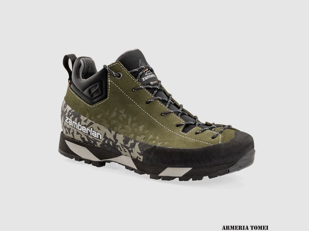SCHOENEN – ZAMBERLAN – 215 SALATHE’ GTX RR Donkergroen, afbeelding 1 van 3