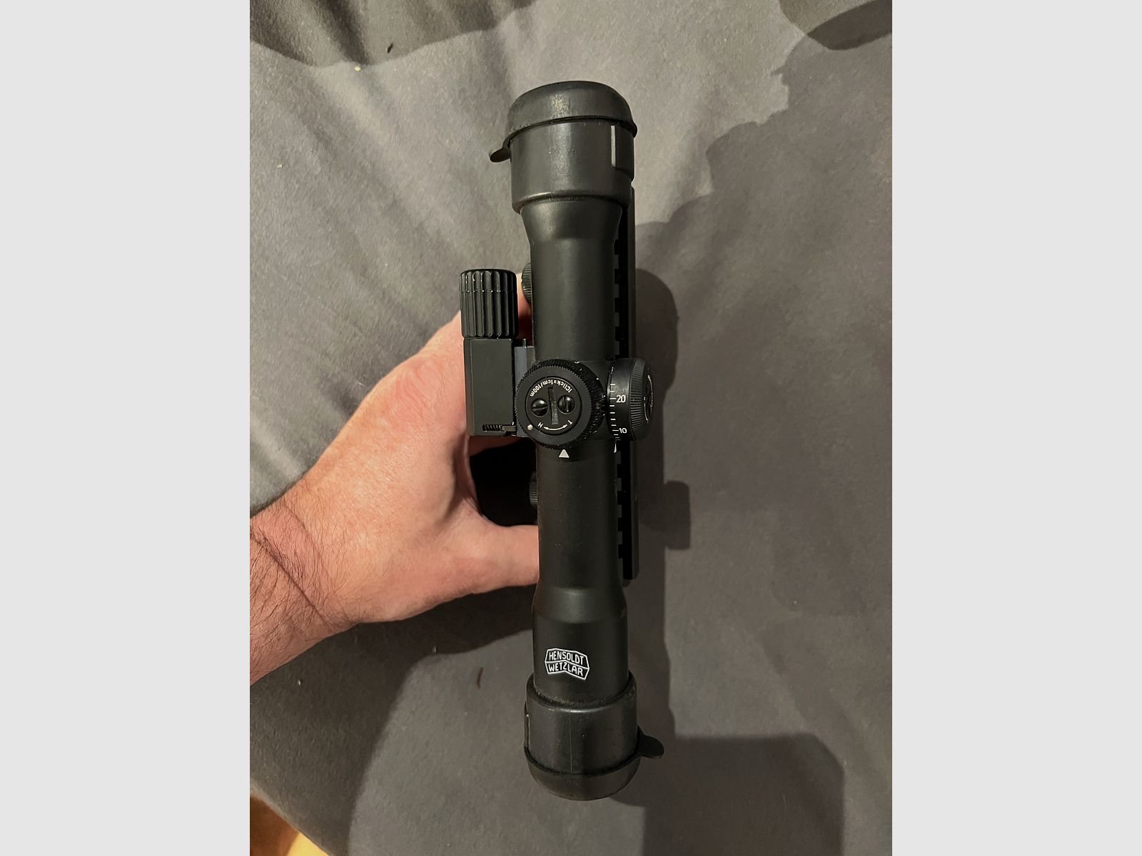 Hensoldt Fero Z24 – met Picatinny-montage en richtkijker verlichting (Geen Trijicon ACOQ, Leupold, EOTECH, Aimpoint, Steiner, Holosun, Elcan, Vortex,) voor SPORT & VERZAMELING