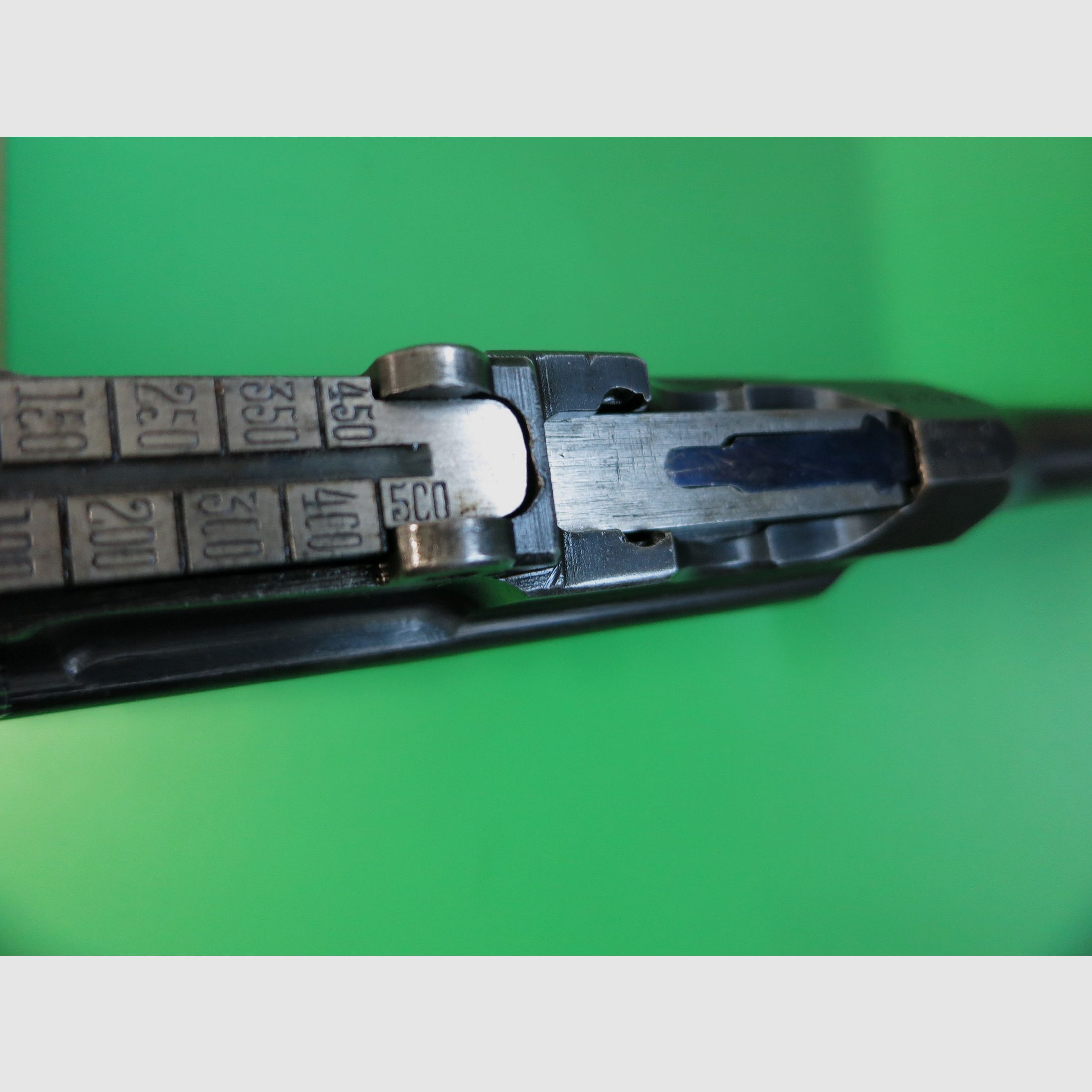 Mauser C96 -Czerwona 9-, Broomhandle, Mauser Oberndorf, kal. 9 mm, numer zgodny, oryginalny łoże + narzędzie #100