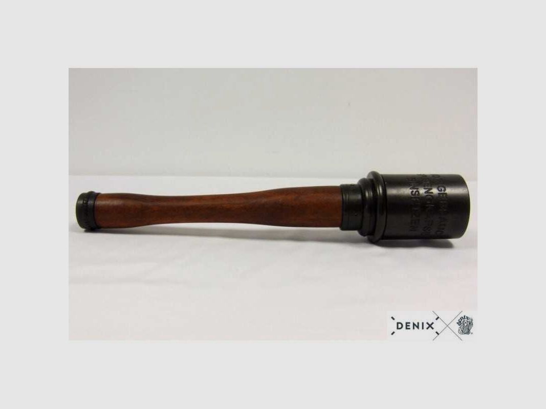 Replica decorativa Denix granata M24 tedesca 1915/1945, immagine 4 di 8