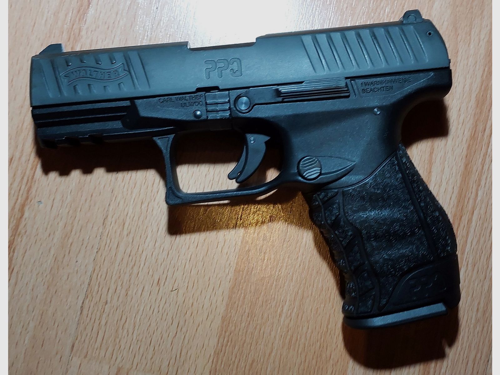 Walther PPQ M2 Schreckschuss Pistole 9mm P.A.K. schwarz (PTB 958)