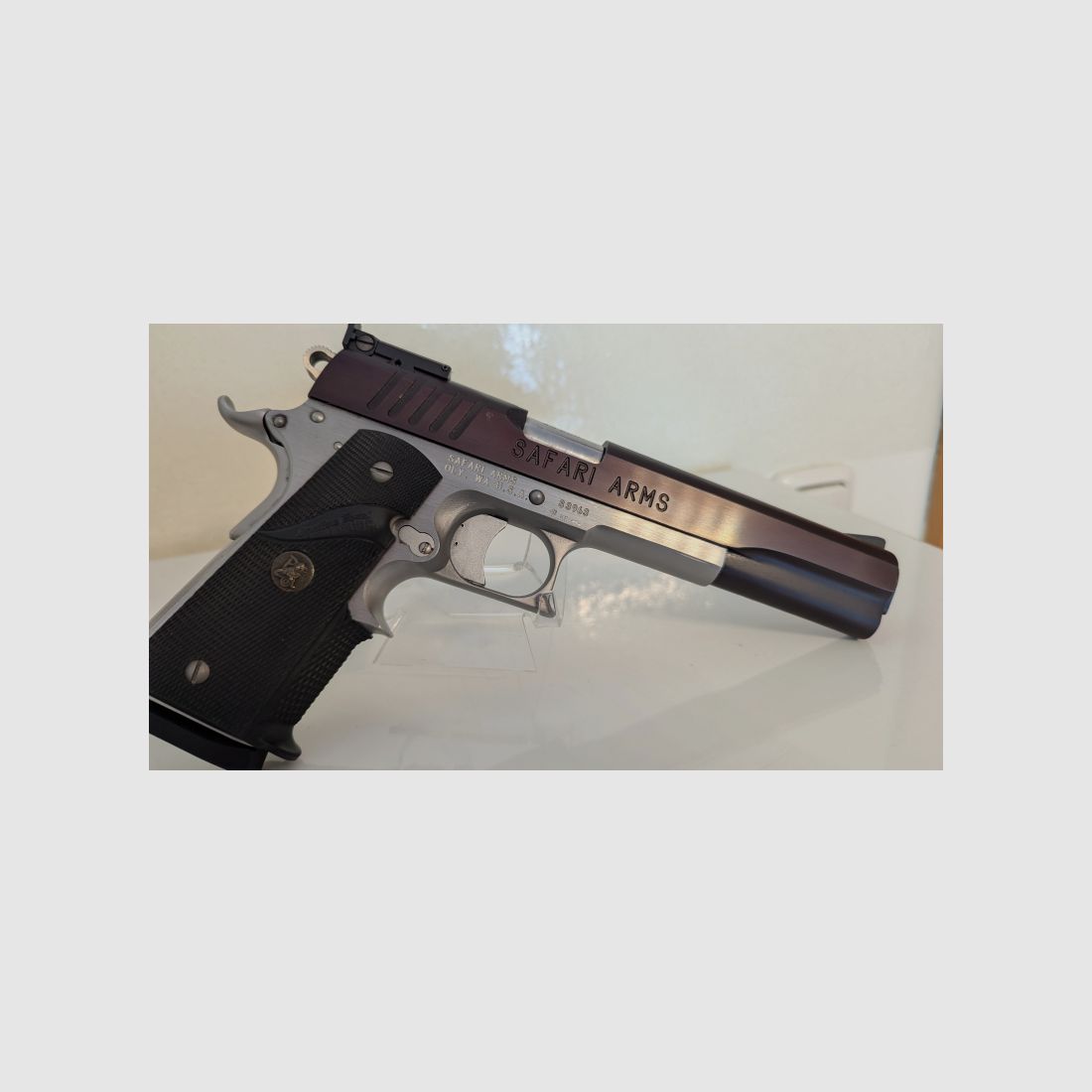 Safari Arms 1911 45ACP Auto Neuwertig Top