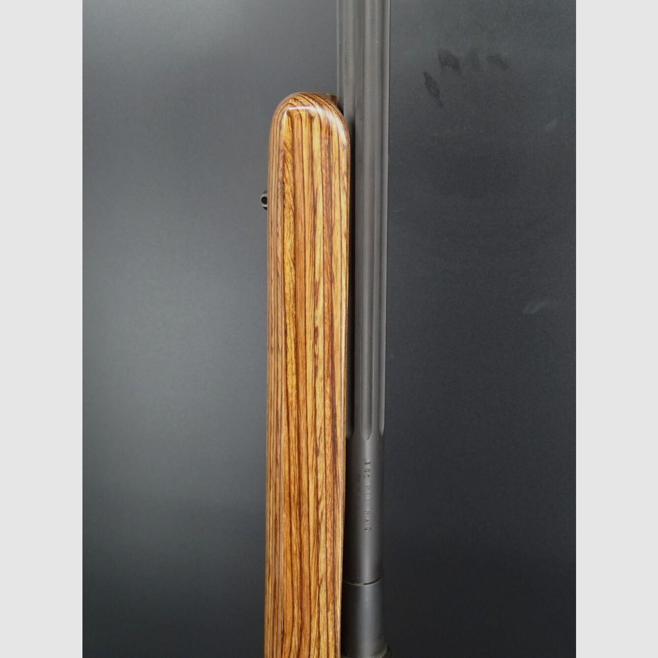 Zastava met matchloop gelamineerde kolf kaliber .300 Win Mag matchgeweer uit 2011