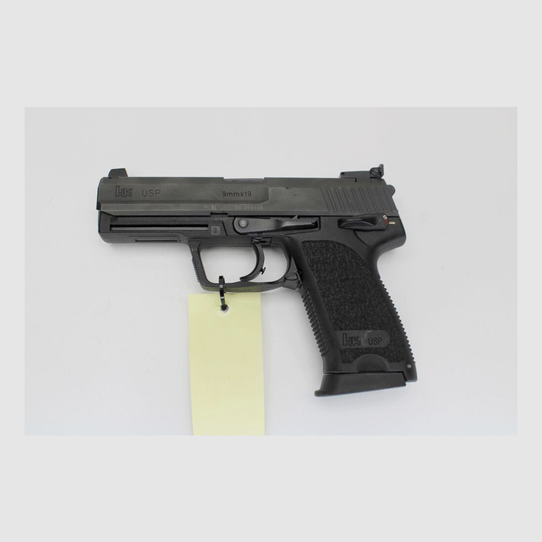 Pistole Heckler & Koch USP mit Box, 2tem Magazin Anleitung und Anschussbild 9mmLuger