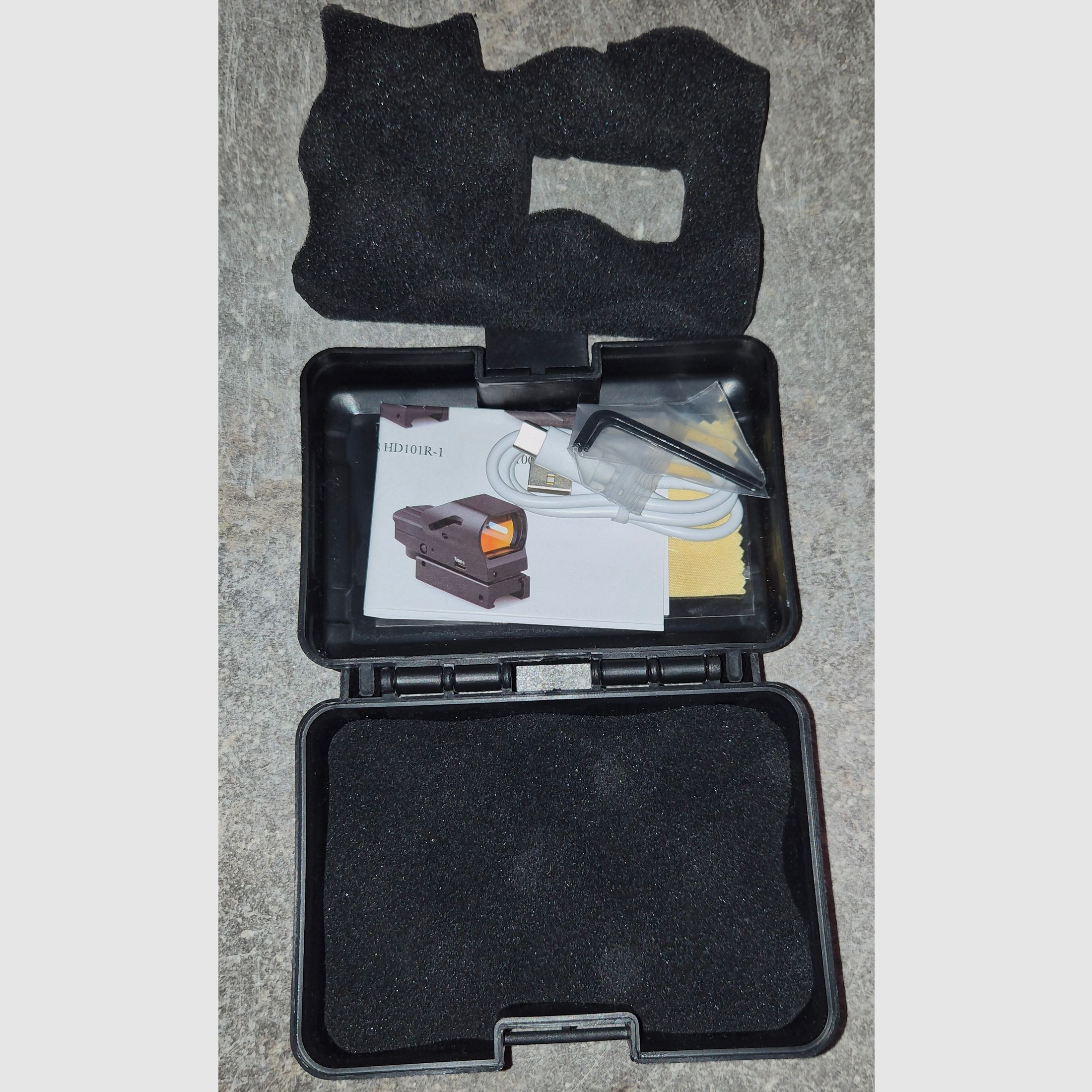 Ruger SuperHawk 8" 6 mm, CO₂, < 4,0 J, Chrome-Finish inkl. Red Dot Visier und Zubehör