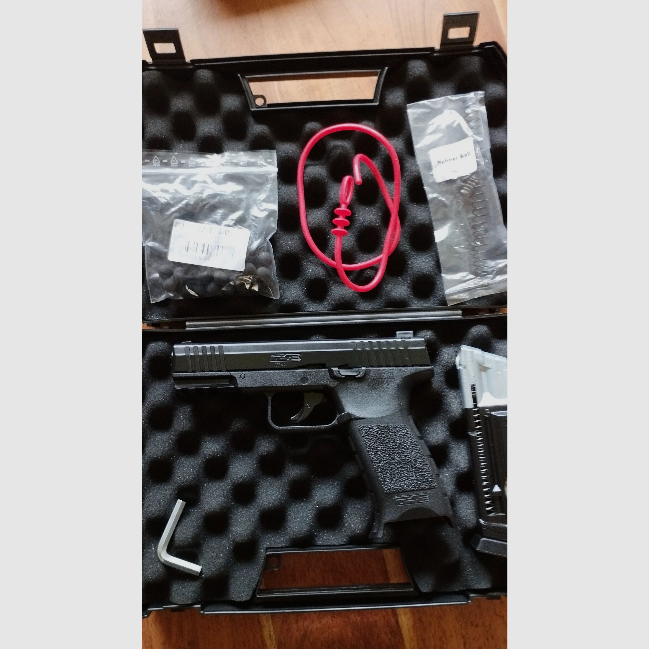 Umarex TPM 1 T4E Paintball/ Trainings/ Defense- pistole .43 Cal schwarz, Bild 5 von 5