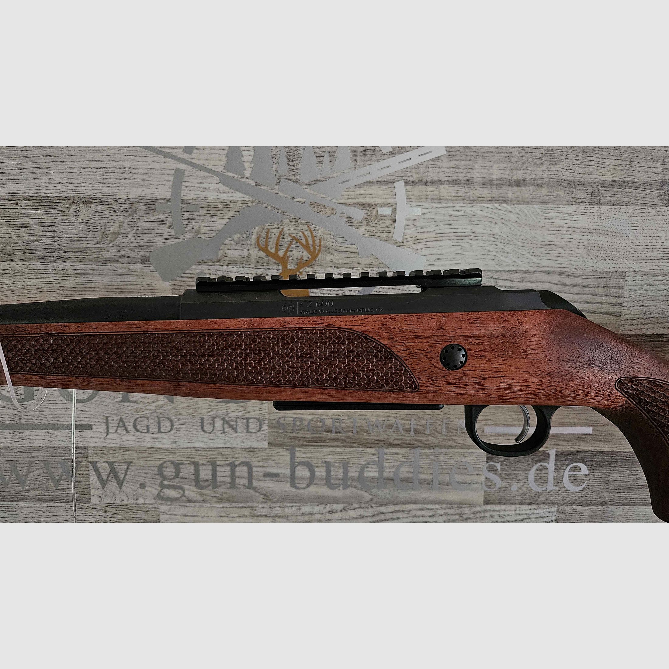 CZ600 LUX Kal. .30-06Spr. mit Picatinnyschiene - Sonderpreis - Neuware vom Fachhandel