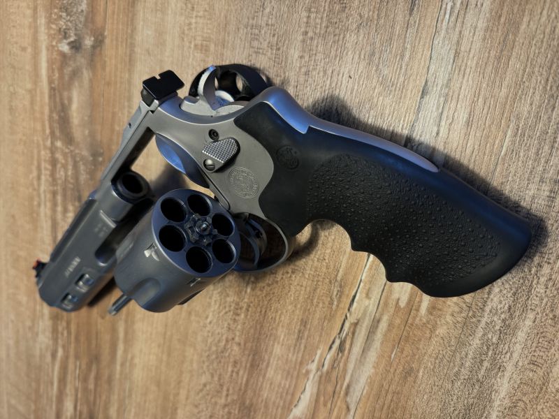 Smith & Wesson 629 Competitor .44 Magnum mit Zubehör