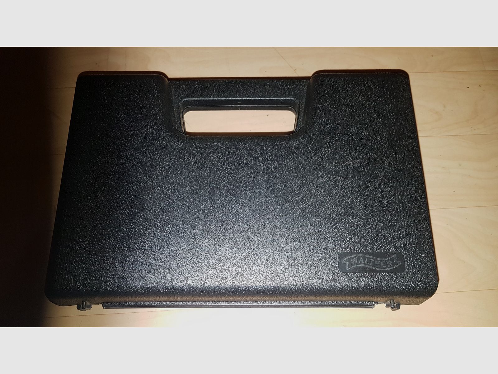 WALTHER P22 Pistolet d'alarme 9 mm P.A.K. Nickelé