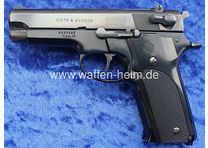 Smith & Wesson 59