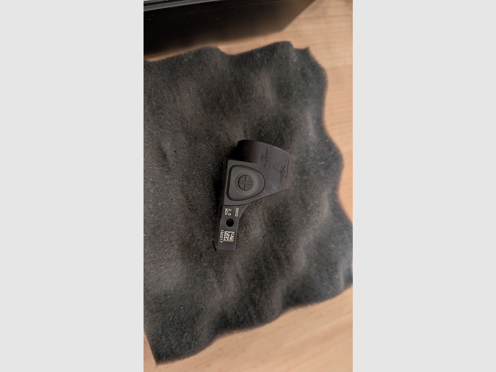 Trijicon SRO 2.5MOA Rotpunkt WIE NEU