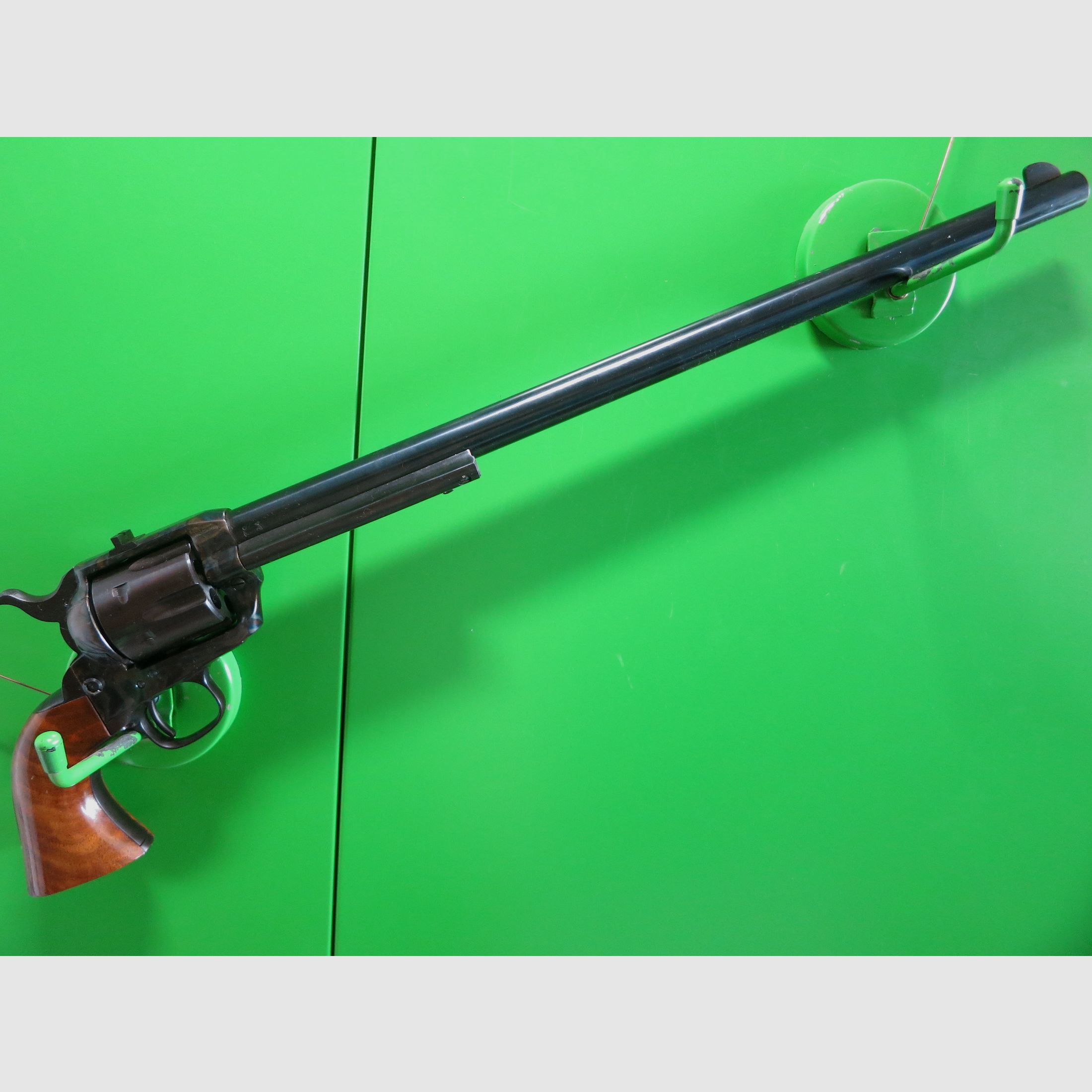 Western revolver, Armi Jäger (Dakota) Italy Frontier Buntline, caliber .357, 16.5" barrel, replica: Colt M1873 #71