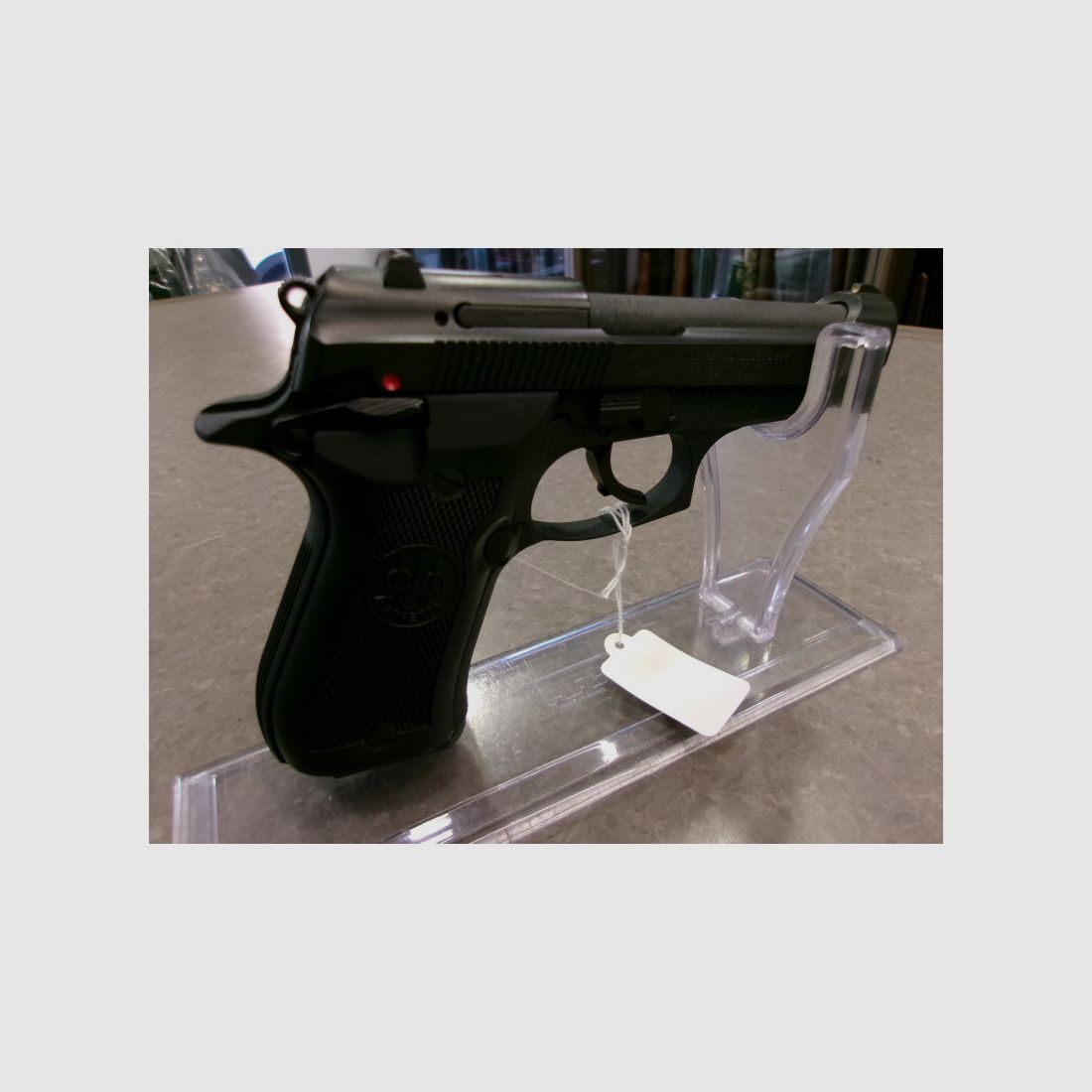 BERETTA 84FS CAL9CORTO used, image 4 of 7