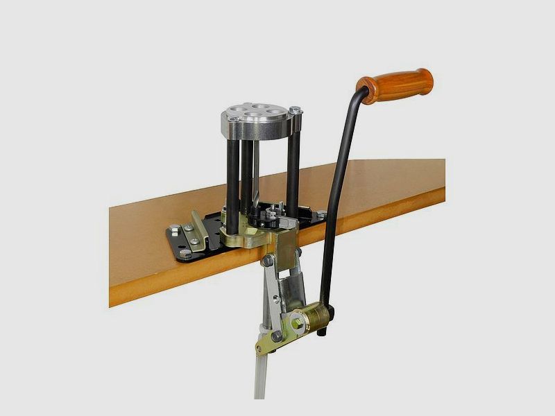 LEE Value Turret 4-Stationen Wiederladepresse für Pistolen- und Büchsenkaliber