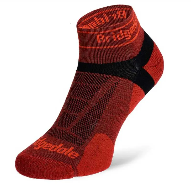 Skarpety męskie BRIDGEDALE Ultralight T2 Merino Sport Low - red, zdjęcie 1 z 4