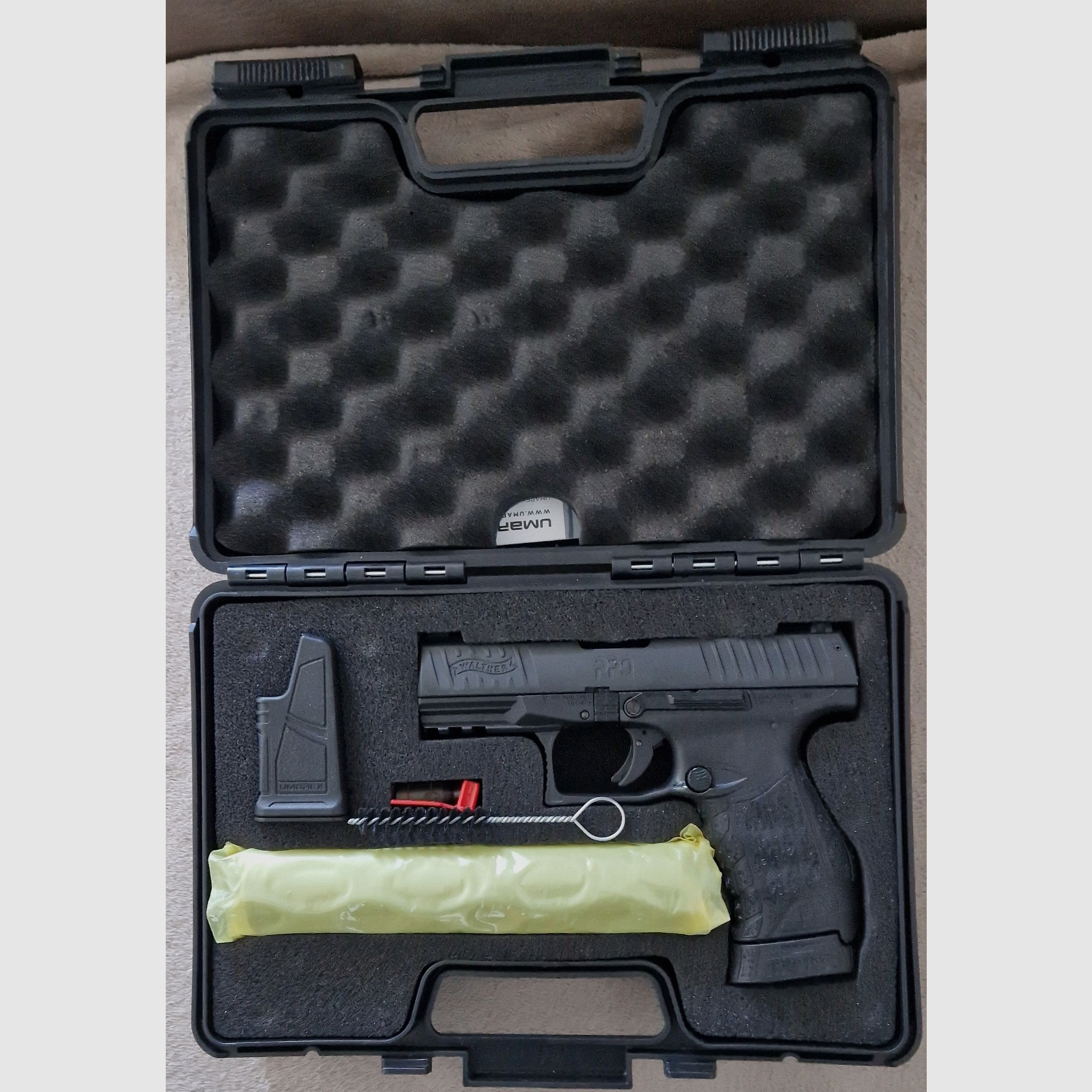 PPQ Schreckschuss Pistole mit Schalldämpfer, Bild 4 von 6