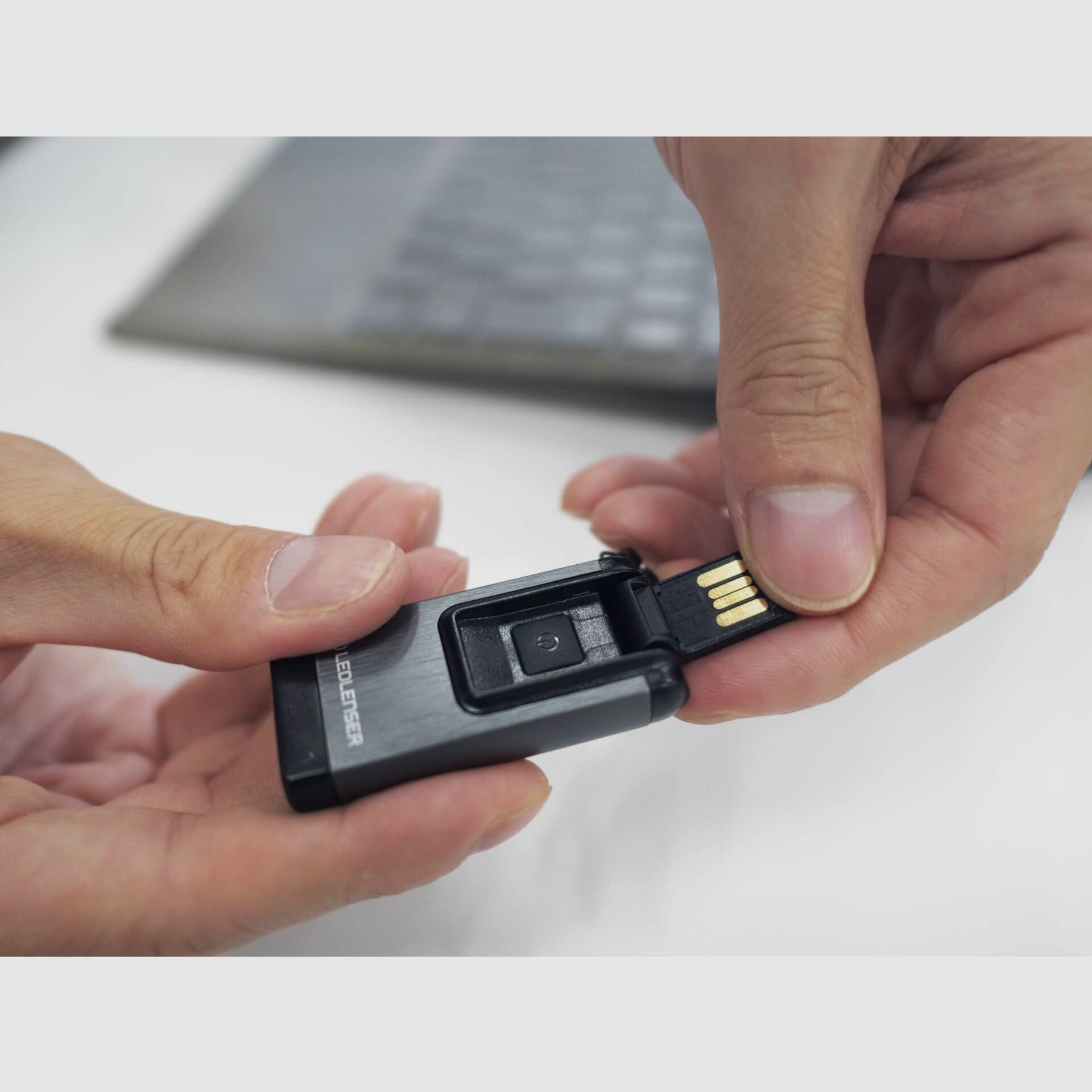 Ledlenser Kopflampe H7R Core + K4R Set