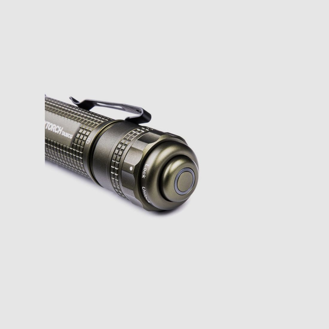 NEXTORCH TA30CG K.I.S.S. – Lumière Momentanée de 1.600 Lumens en Carbon Green