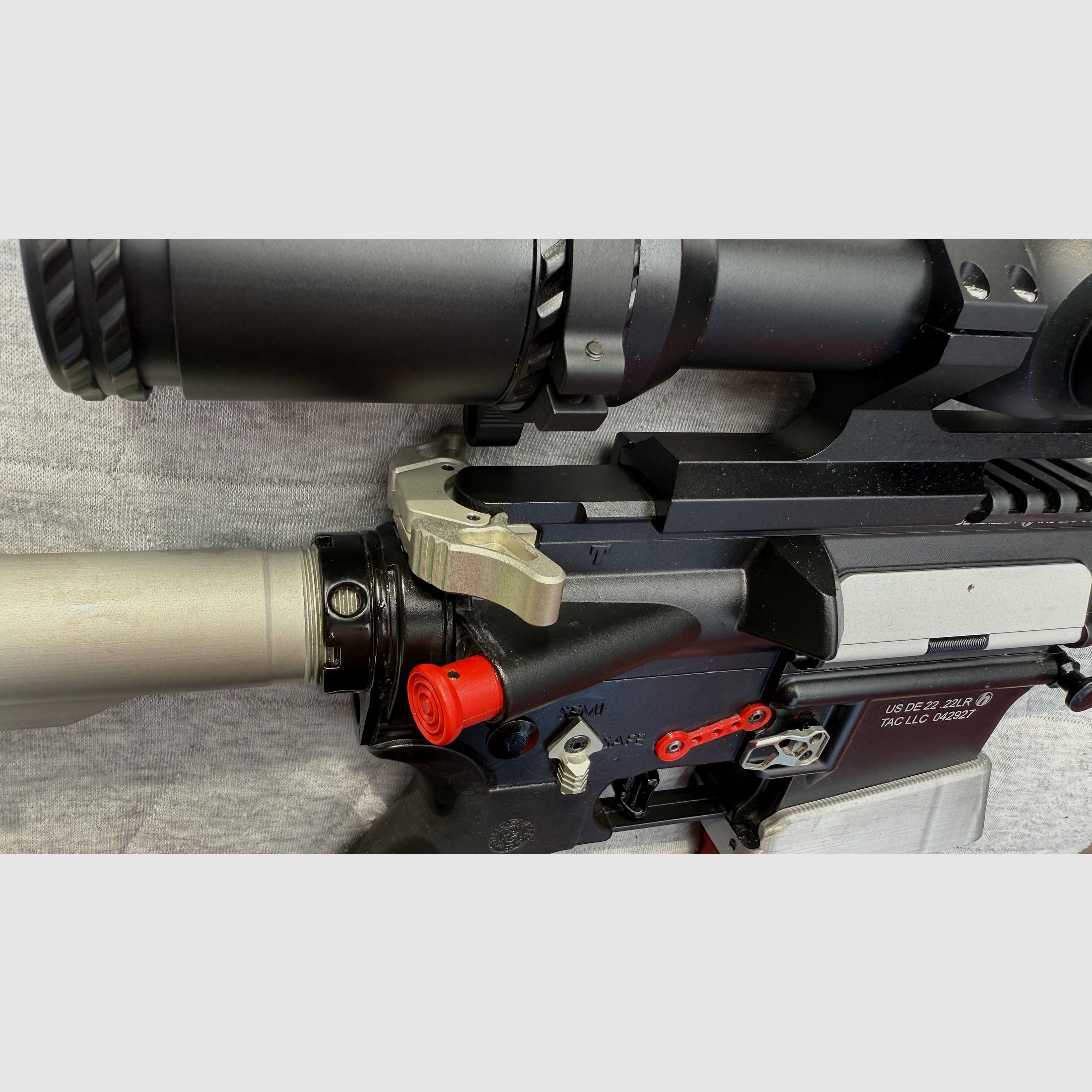 Tipppmann M4-22 Elite Red Line .22lr 16"  mit ZF 2,5-15x50 und Hipertouch  Competition 